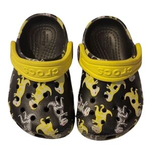 CROCS Kids' Black and Yellow Dino Water Shoes
